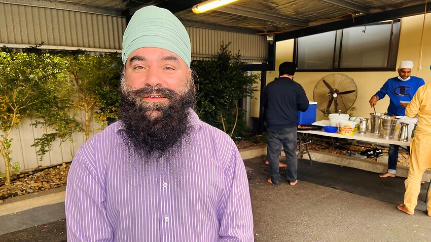 Austrália – Rastúca komunita Sikhov, ktorá hľadá trvalý domov na hranici medzi NSW a Viktóriou